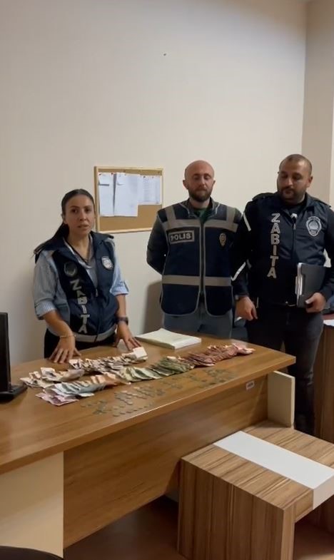 Dilencinin Üzerinden 67 Çeyrek Altın Çıktı! AW557578 03 - Marmara Bölge Gazetesi