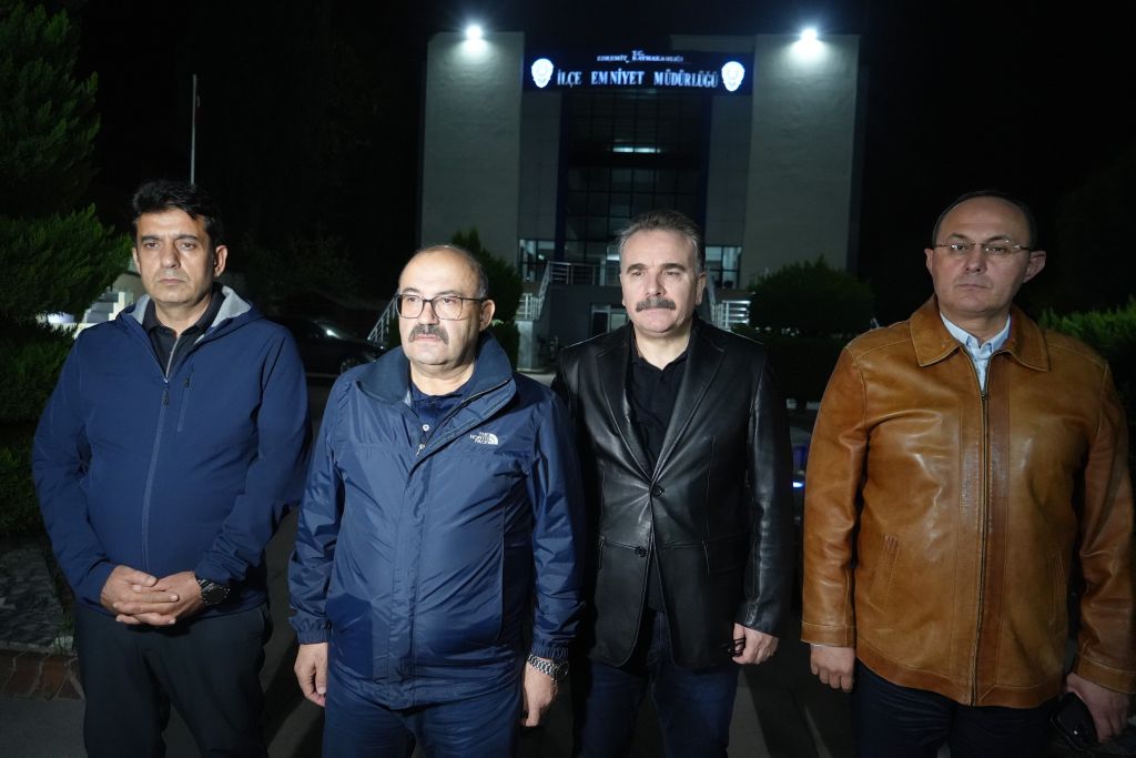 Edremit’te Gaspçı Ortalığı Kana Buladı: 2 Ölü, 7 Yaralı! AW561659 10 - Marmara Bölge Gazetesi