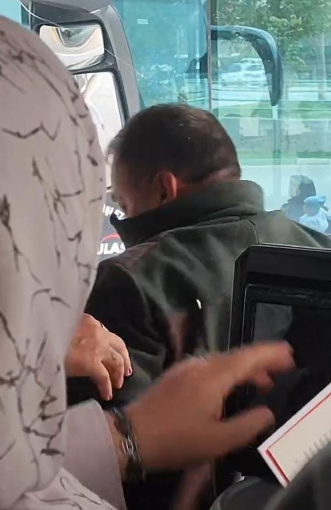 Yumruklar Havada Uçuştu! AW562948 02 - Marmara Bölge Gazetesi