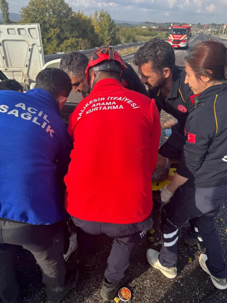 Balıkesir’de Otoyolda Dehşet! AW564492 02 - Marmara Bölge Gazetesi