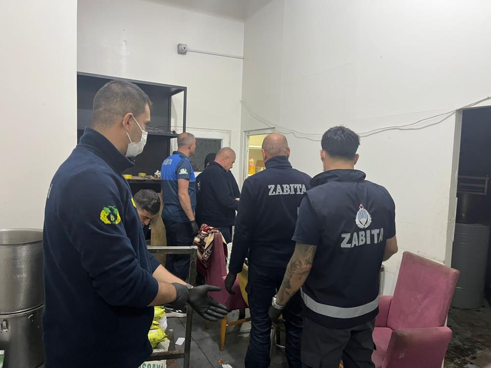 Yemek Fabrikasında Gıda Skandalı! AW565707 02 - Marmara Bölge Gazetesi