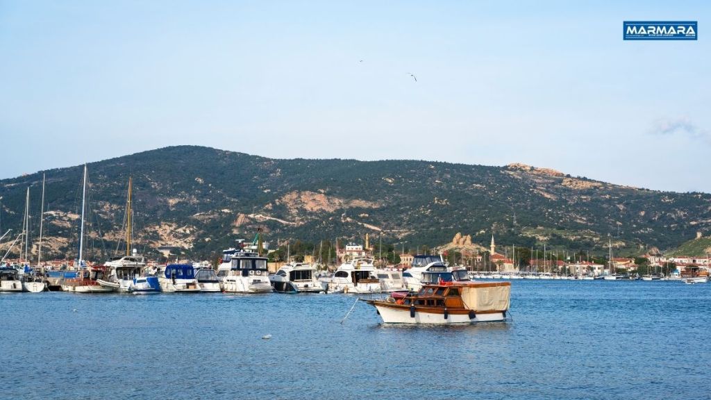 İşte Tatilcileri Heyecanlandıran Ege Sahilleri Adsiz tasarim 2025 05 06T121010.163 - Marmara Bölge Gazetesi