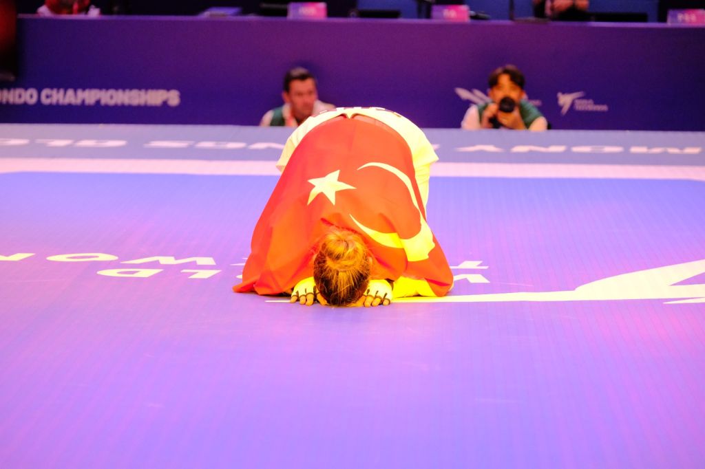 Balıkesirli Sporcu Nafia Kuş Aydın Dünya Şampiyonu Oldu G4Q VqgXUAAo9JX - Marmara Bölge Gazetesi
