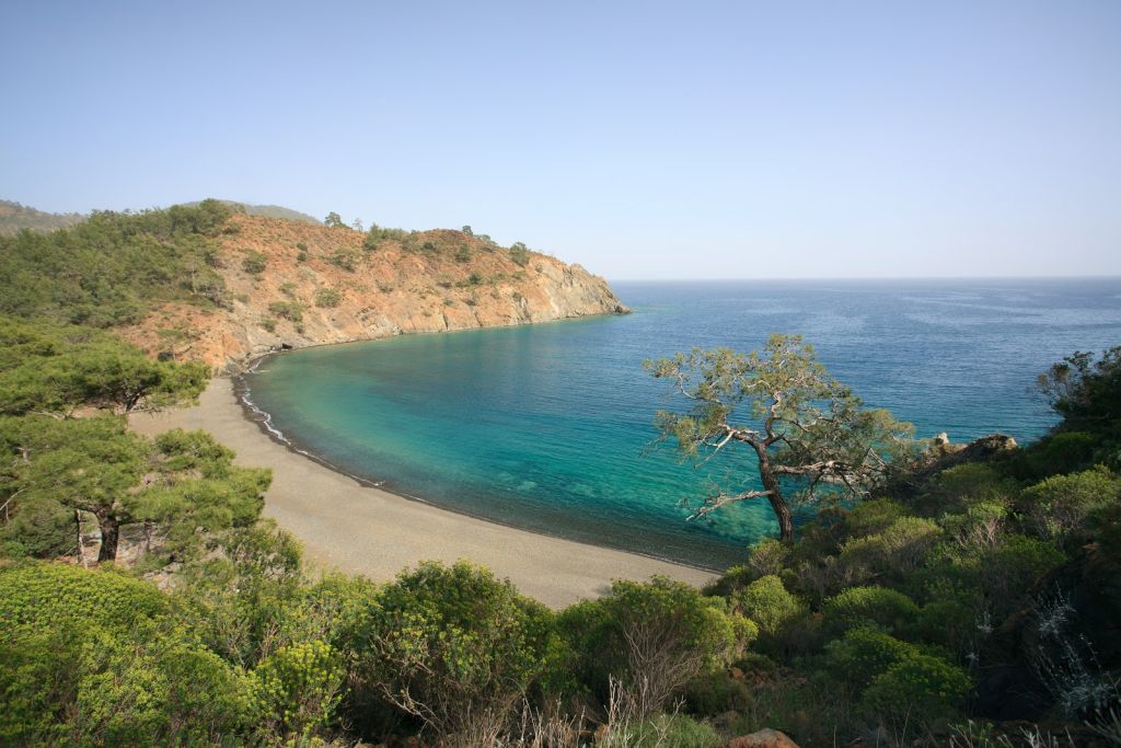 Antalya’nın Kemer ilçesi sınırlarında, Çıralı ile Adrasan arasında saklı bir