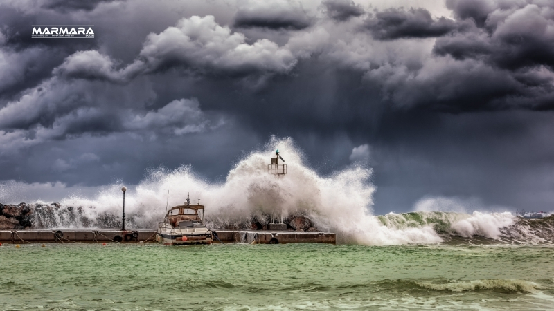 Balıkesir Valiliği, Ege Denizi’nin kuzey kesimlerinde etkili olan kuvvetli rüzgârın