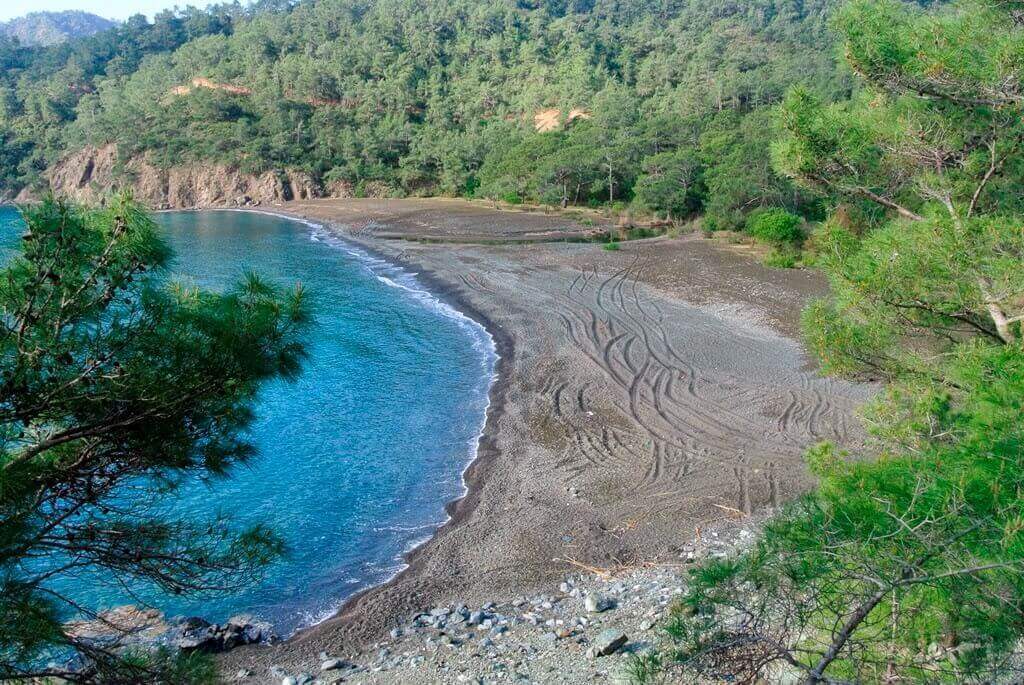 Altın Kumlar, Turkuaz Deniz: Akdeniz’in Gizli Koyu Maden Koyu Kamp Alani 4 1 - Marmara Bölge Gazetesi