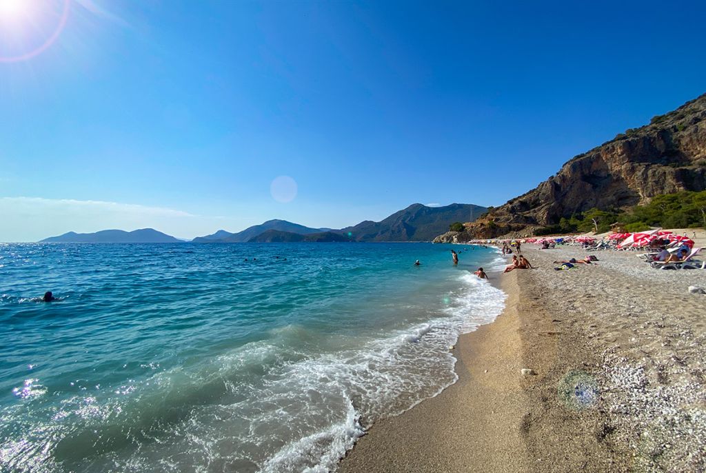 Fethiye’nin Ölüdeniz bölgesine komşu Kıdrak Koyu, doğayla baş başa kalmak