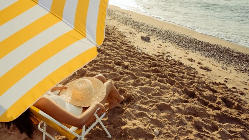 Edremit Körfezi’nin serin sularında doğayla iç içe bir tatil arayanların