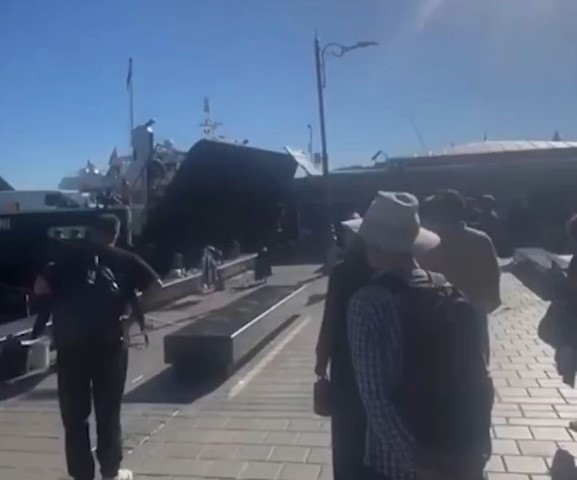 Vapur İskeleye Çarptı aw552827 01 - Marmara Bölge Gazetesi
