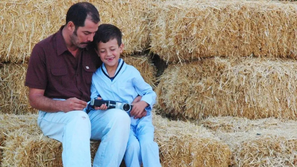Türk Sinemasının Unutulmaz Filmi: Babam ve Oğlum babam ve oglumun denizi ege tanman istanbulu terk ediyor - Marmara Bölge Gazetesi