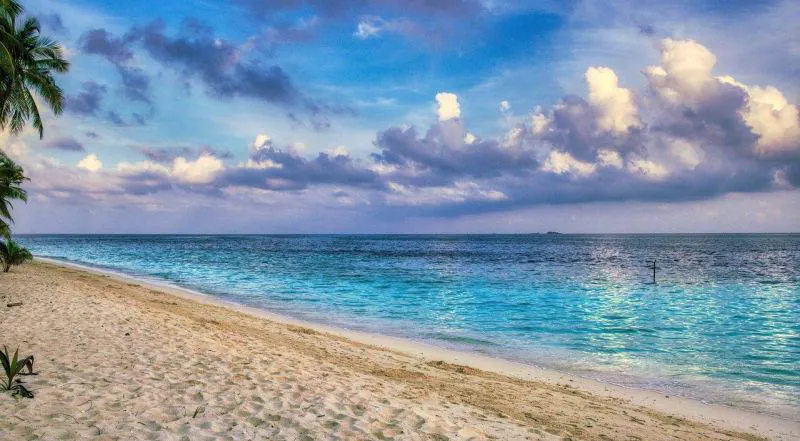 Altın sarısı ince kumları, cam gibi berrak denizi ve dingin