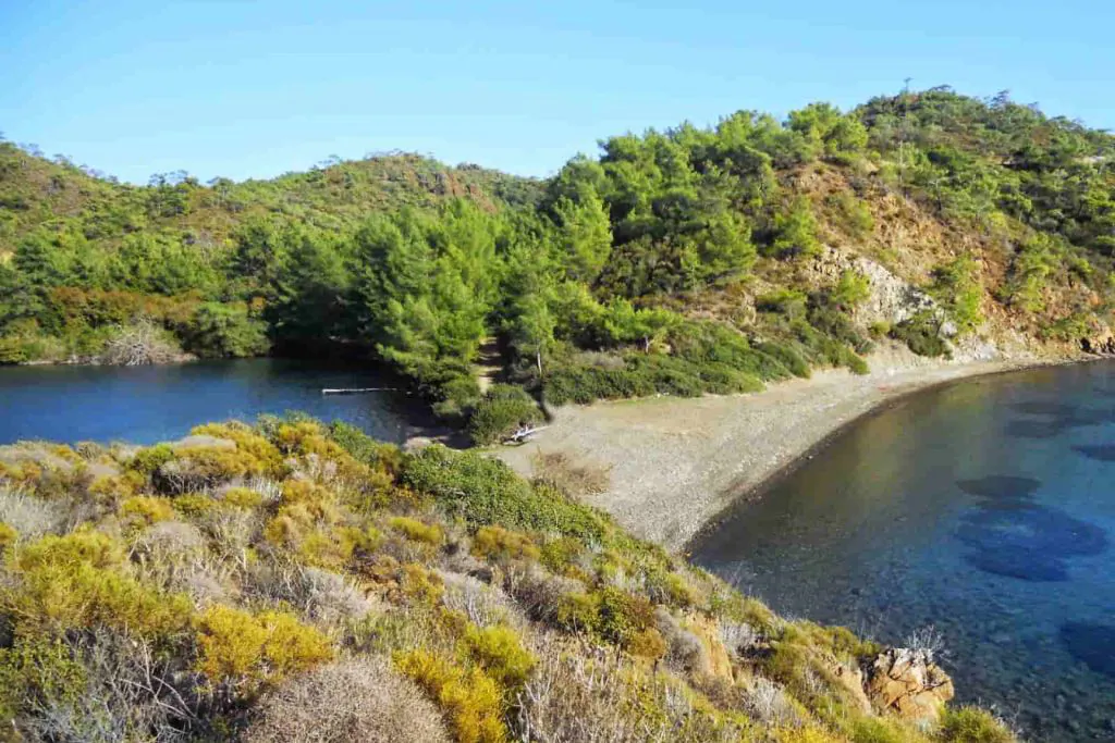 Ege’nin Kalbinde Sessizlik ve Mavi! bencik koyu 1.jpg - Marmara Bölge Gazetesi