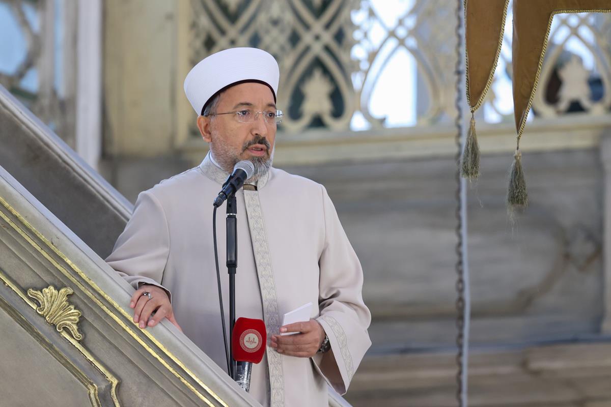 Bu Haftaki Cuma Hutbesi Sosyal Medyada Gündem Oldu c2e1c00d 223e 4cdc baa0 3d89bcaaf77d 1 1200x800 1 - Marmara Bölge Gazetesi
