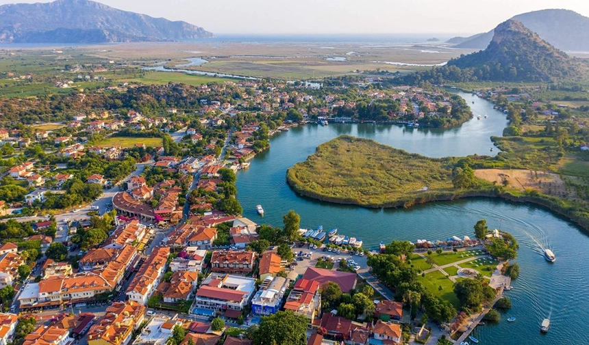 Ege’nin En Güzel Gün Batımı Artık Burada! dalyan cesme 1 1 2 - Marmara Bölge Gazetesi