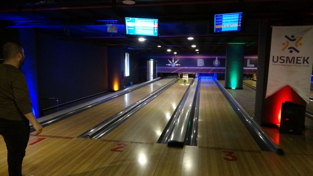 Basın Mensupları Bowling Turnuvasında Buluştu! e6ff7128 0793 4fc9 b839 135f1562a34e - Marmara Bölge Gazetesi