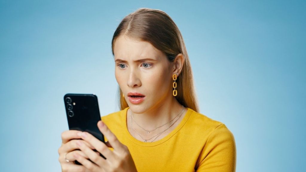 Vatandaşların telefonlarına “HGS borcunuz var” ve “Kargonuz var” içerikli sahte