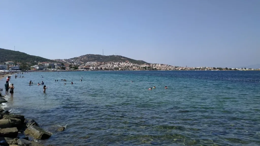 izmire 1 saat uzakliktaki odullu tatil rotasi focanin mavi bayrakli 2 plaji 1 - Marmara Bölge Gazetesi