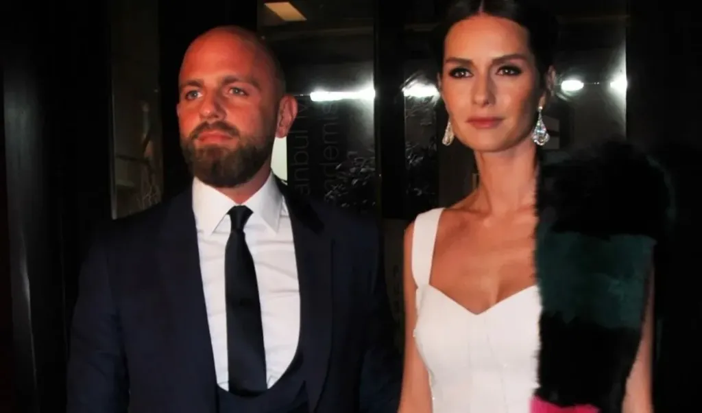 koyu mavi kirmizi beyaz jenerik haber genel haber logo 2025 10 09t111121042 - Marmara Bölge Gazetesi