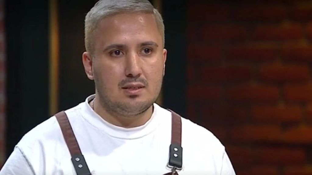 4 Ekim 2025 MasterChef’te Kim Elendi? O İsim Herkesi Şaşırttı! masterchef deniz kimdir kac yasinda masterchef denizin ana kadroda yer alip almadigi arastiriliyor 1752788583651 1 - Marmara Bölge Gazetesi
