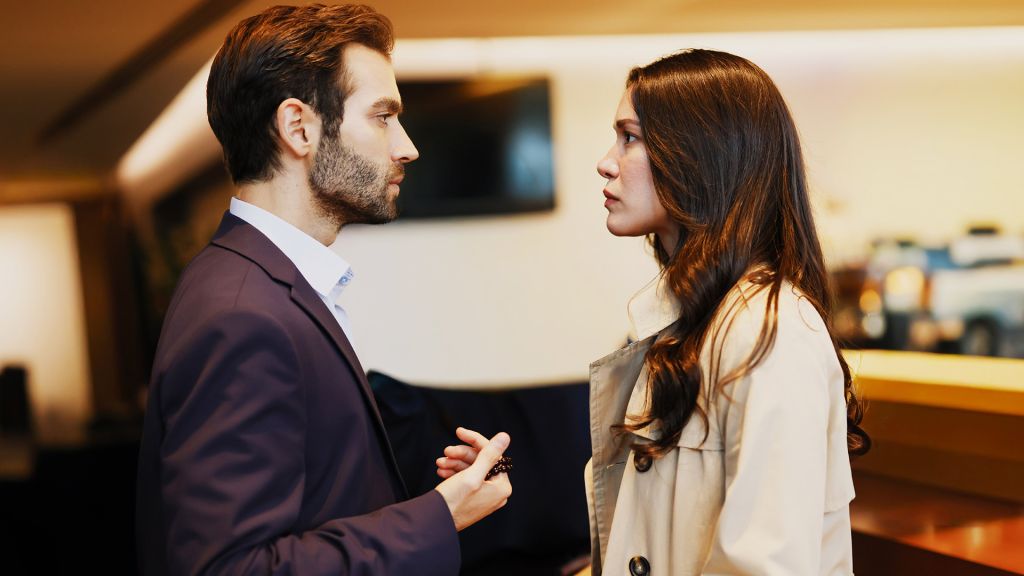 Star TV ekranlarının büyük ilgi gören dizisi Sahipsizler, 35. bölümüyle