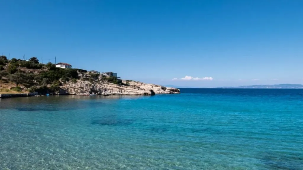 sakinlik arayanlara ozel egede el degmemis bir koy maviyle yesilin bulustugu yer kesfedilmeyi - Marmara Bölge Gazetesi