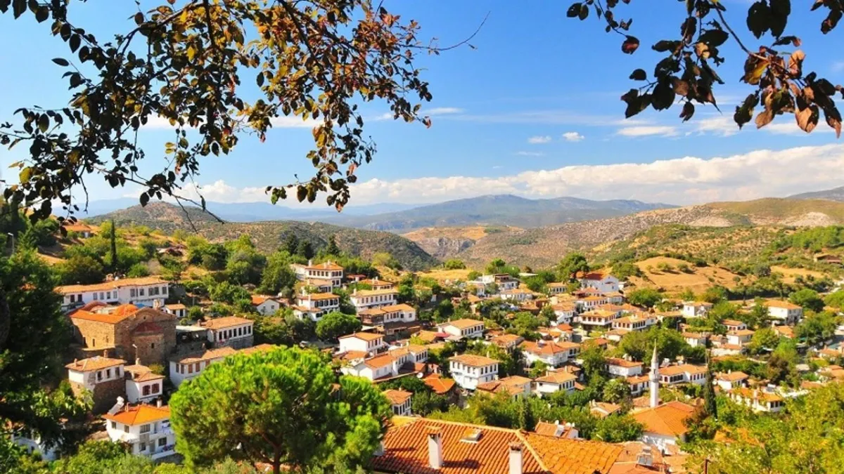 sirince tarihi tas mektep 2 - Marmara Bölge Gazetesi