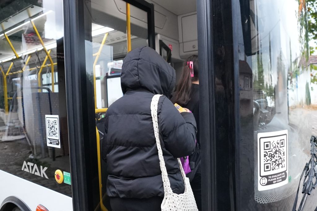 thumbnail baskan akinin ulasim hizmeti uc mahalleye nefes aldirdi 3 - Marmara Bölge Gazetesi