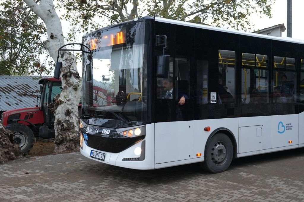 Balıkesir Büyükşehir Belediye Başkanı Ahmet Akın, Karesi’nin Karakol, Fethiye ve