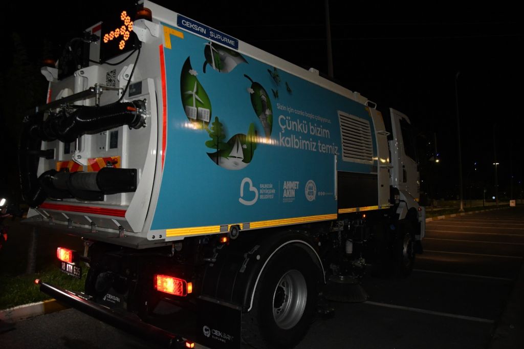 thumbnail buyuksehirden sehrin dort bir yaninda temizlik seferberligi 2 - Marmara Bölge Gazetesi