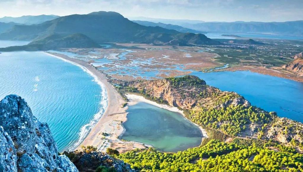 Masmavi Deniz ve Sessizliğin Adresi whatsapp image 2025 04 29 at 162047 1745934813 HVdOhe - Marmara Bölge Gazetesi