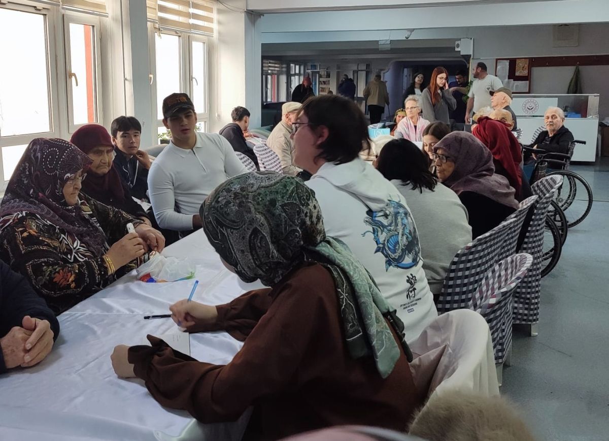 Balıkesir Üniversitesi’nden Huzurevine Ziyaret! 3 6 - Marmara Bölge Gazetesi