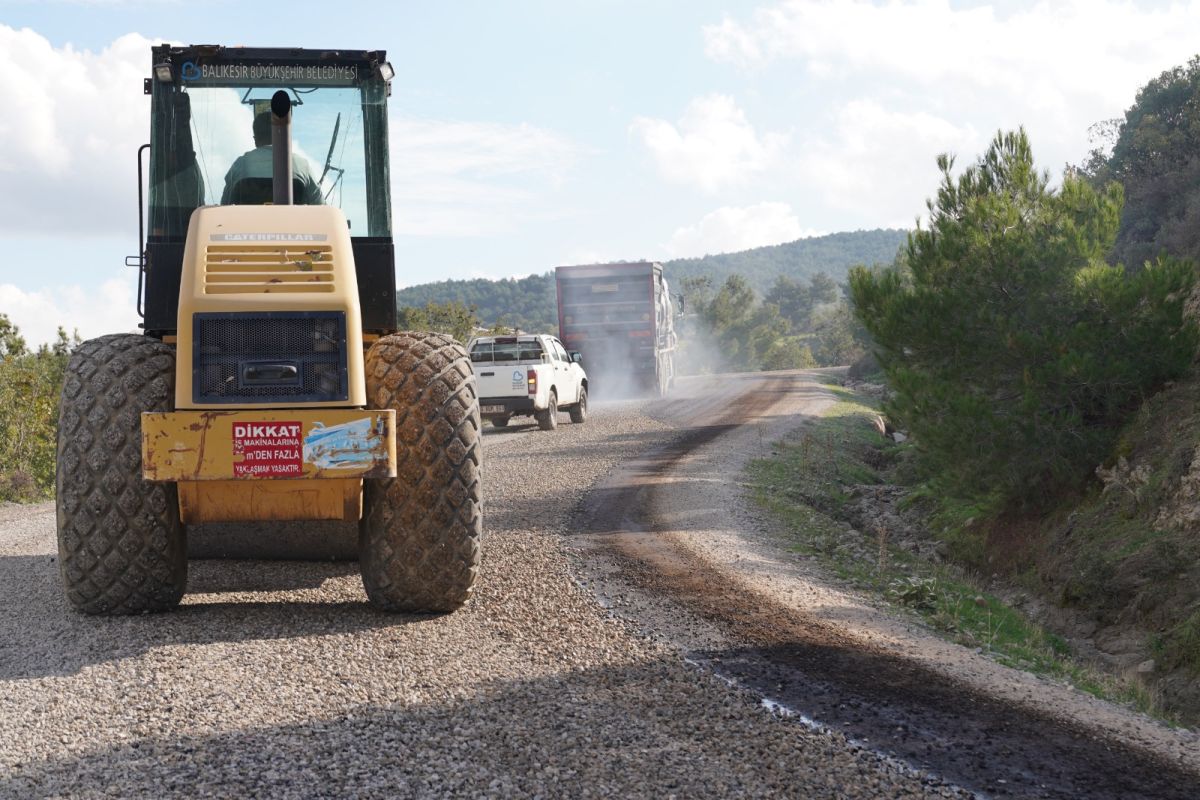 Balıkesir’e 5 Kilometrelik Yol 51cbf600 e7ad 4b04 8795 f0971355d987 - Marmara Bölge Gazetesi