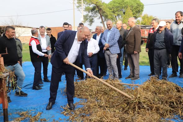 Gönen Belediyesi’nden Üreticiye Destek 574362723 1280843850752316 4358755081584646432 n - Marmara Bölge Gazetesi