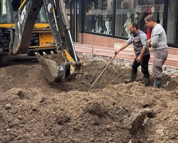 Bigadiç Belediyesi, kent içi ulaşım konforunu artırmak ve cadde estetiğini