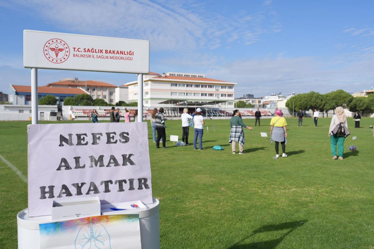 Burhaniye Belediyesi, İlçe Sağlık Müdürlüğü iş birliğiyle 1-30 Kasım Akciğer
