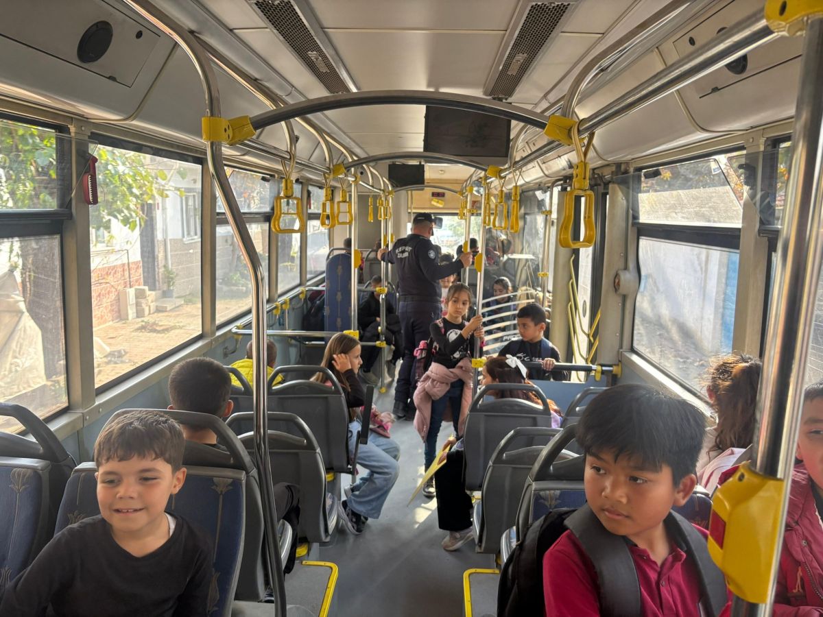 Kepsut Belediyesi Tam Kadro Sahada! 577813213 1152547407078255 4066413769136656952 n - Marmara Bölge Gazetesi