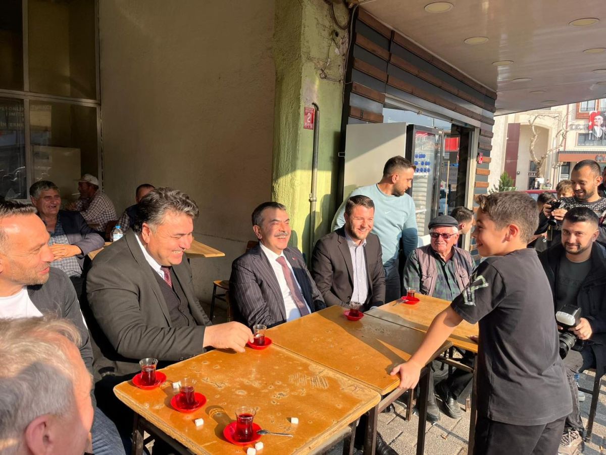 Bakan Yusuf Tekin Havran’da 579033903 1152696693714412 5712961198230806017 n - Marmara Bölge Gazetesi