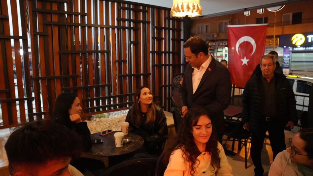 Serkan Sak ve Ahmet Akın’dan İtfaiyeye Moral Ziyareti! 579098997 25256849180619727 5657055873406783358 n - Marmara Bölge Gazetesi