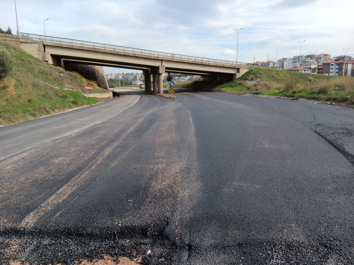 Bandırma Belediyesi, kent genelinde yol, çevre düzenleme ve park yenileme