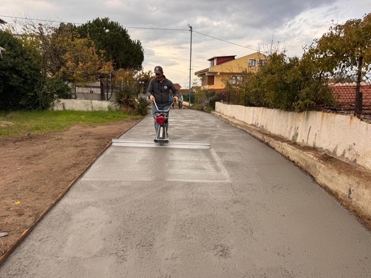 Avşa’da Yol Seferberliği Başladı! 587111908 1230232862471722 6954178047996401893 n - Marmara Bölge Gazetesi
