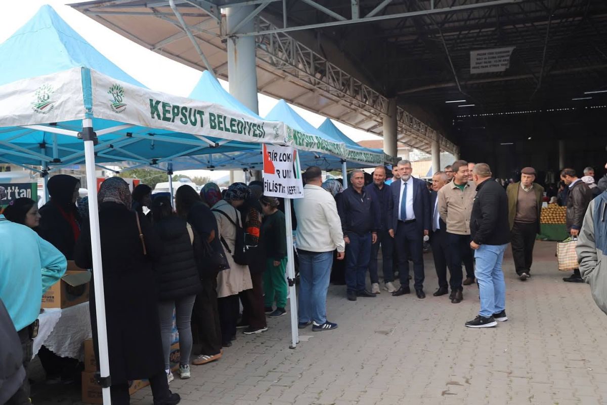 Kepsut Belediyesi’nden Gazze’ye Destek Kermesi 587530003 1162765819389747 5557330062764488541 n - Marmara Bölge Gazetesi