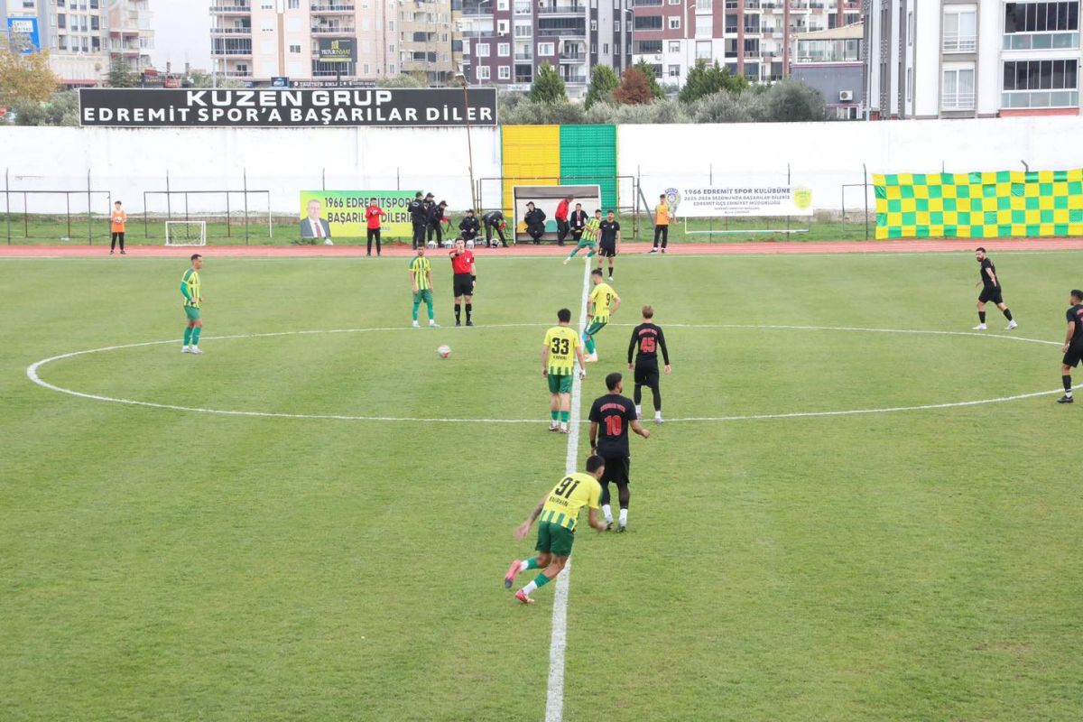 Edremitspor Evinde Fırtına Gibi Esti: Kuşadası’nı 4-0 Mağlup Etti 588571858 853628160361544 8574210619932451663 n - Marmara Bölge Gazetesi
