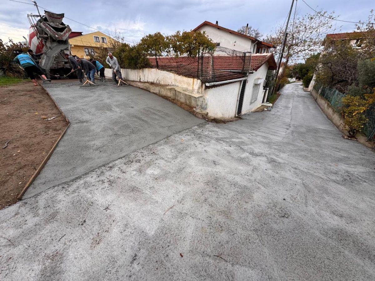 Avşa’da Yol Seferberliği Başladı! 590088721 1230232872471721 7235169400489633983 n - Marmara Bölge Gazetesi