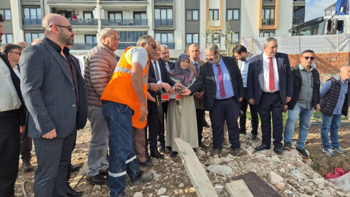 Edremit’in Kadıköy Mahallesi’ne önemli bir sağlık yatırımı geliyor. Hayırsever Osman