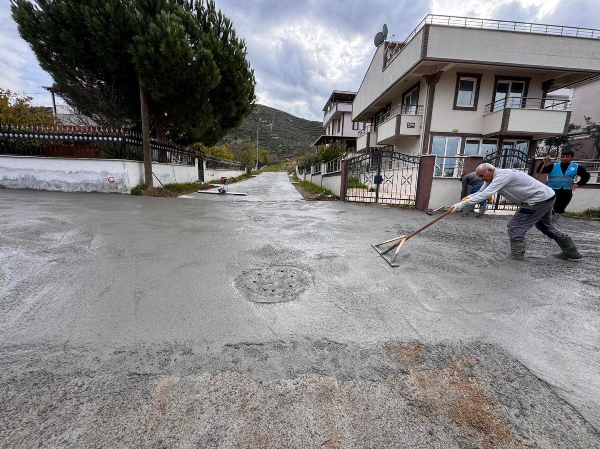 Avşa’da Yol Seferberliği Başladı! 591747063 1230232865805055 6186501383634505017 n - Marmara Bölge Gazetesi