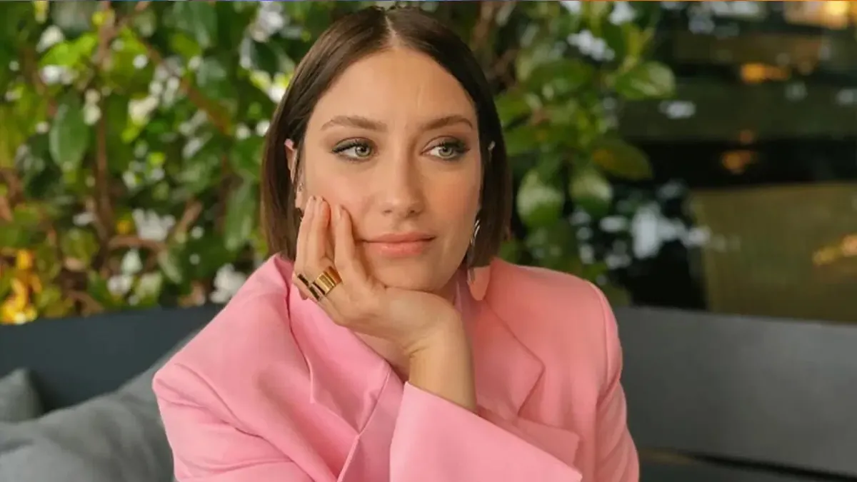 Disney+’ta izleyiciyle buluşmaya hazırlanan Sekizinci Aile dizisinin galası, projenin kadrosu