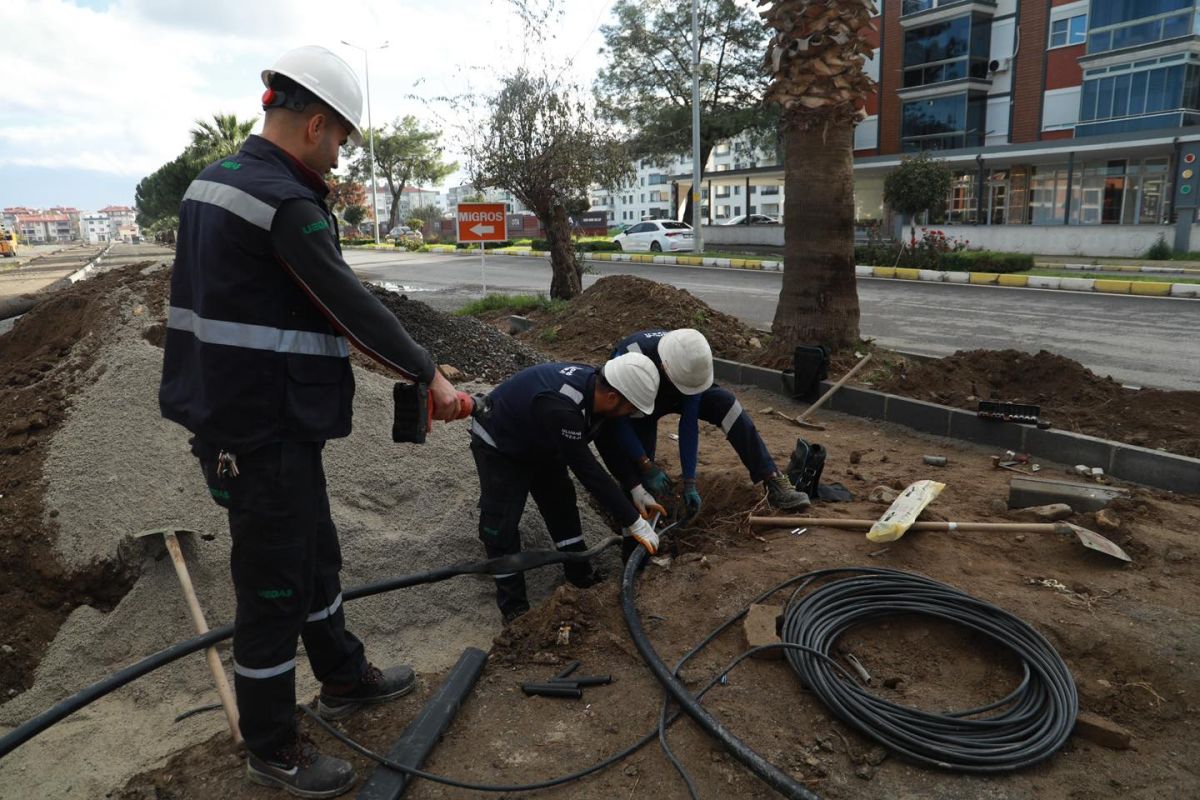 Burhaniye’de Belediye Ekipleri Sahada! 8 - Marmara Bölge Gazetesi