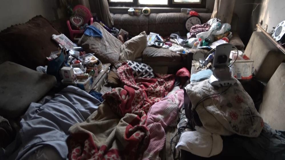 Evden 2 Kamyon Çöp Çıktı! AW574073 04 - Marmara Bölge Gazetesi