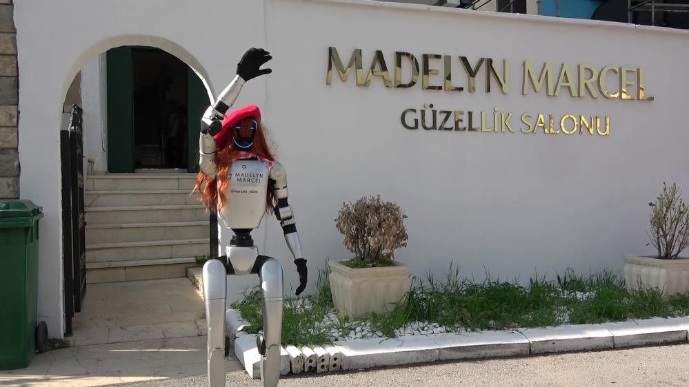 Güzellik Salonunda Şaşkına Çeviren Anlar 5 Milyonluk Robot İşe Başladı! AW575822 01 - Marmara Bölge Gazetesi
