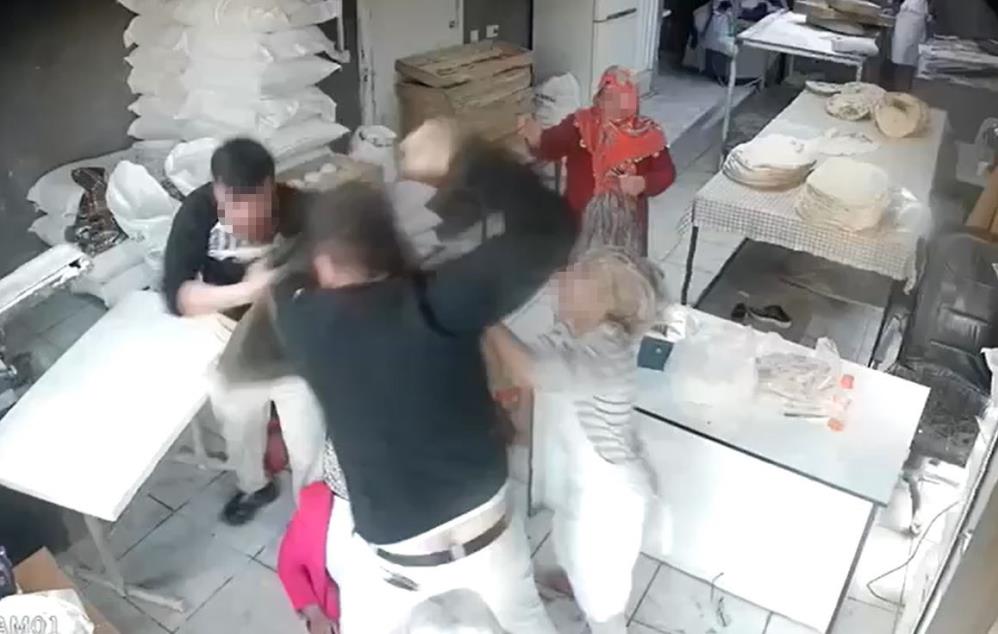 Kadın Yumrukların Arasında Kaldı! AW577330 02 - Marmara Bölge Gazetesi